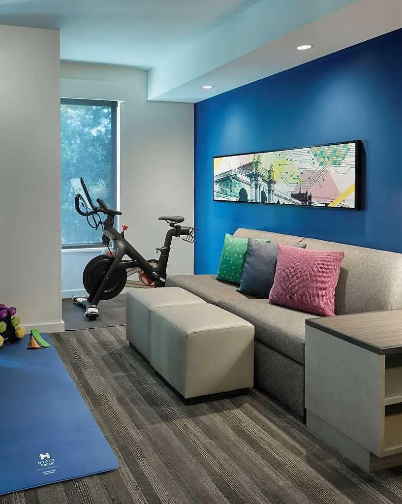מלון Hyatt House Columbus Osu Short North